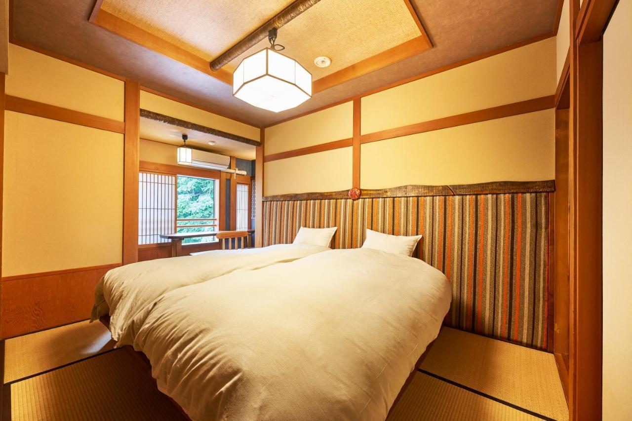 ชิมะ ออนเซ็น โทะชิมะยะ Hotel Nakanojo ภายนอก รูปภาพ