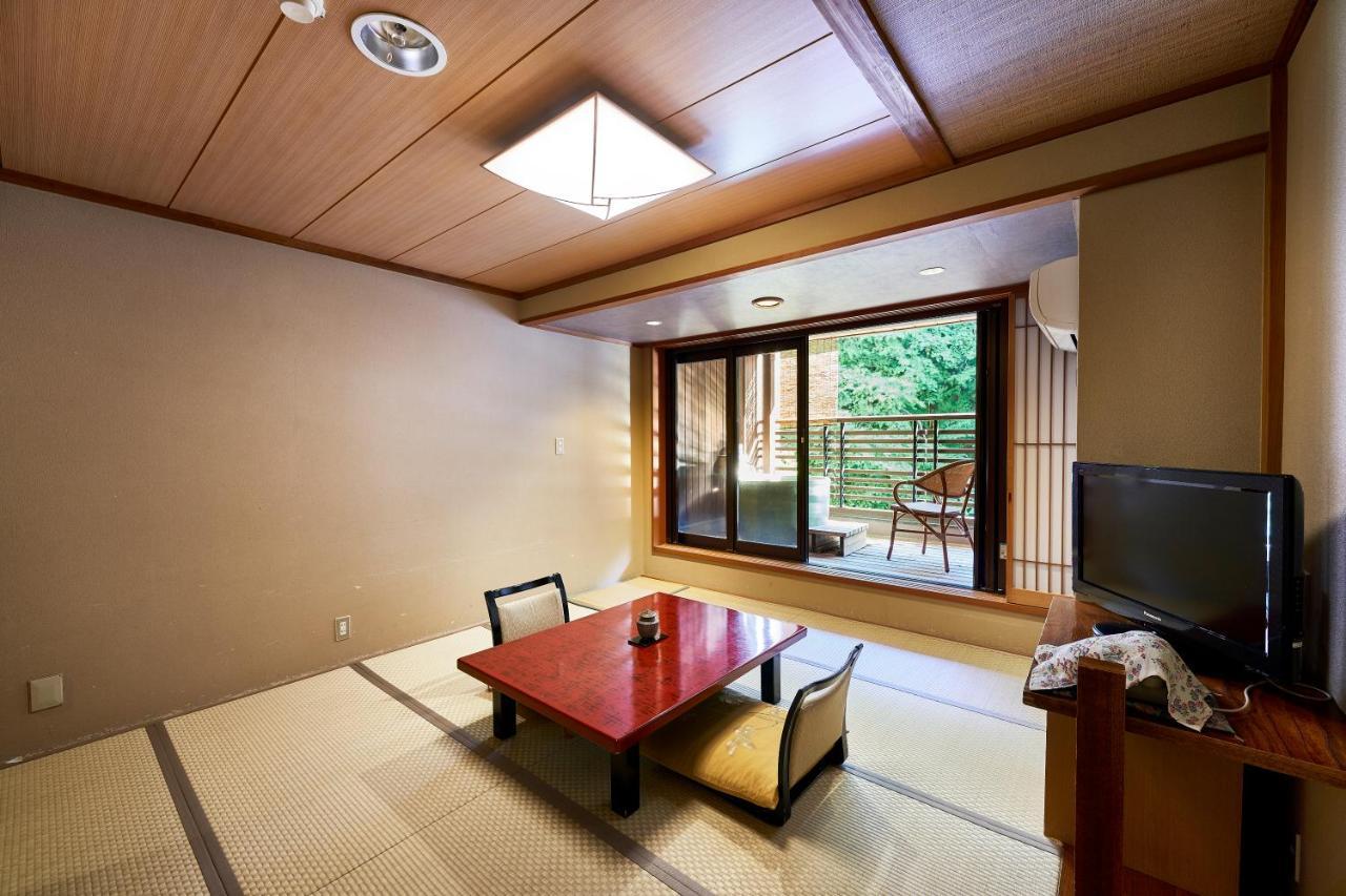 ชิมะ ออนเซ็น โทะชิมะยะ Hotel Nakanojo ภายนอก รูปภาพ