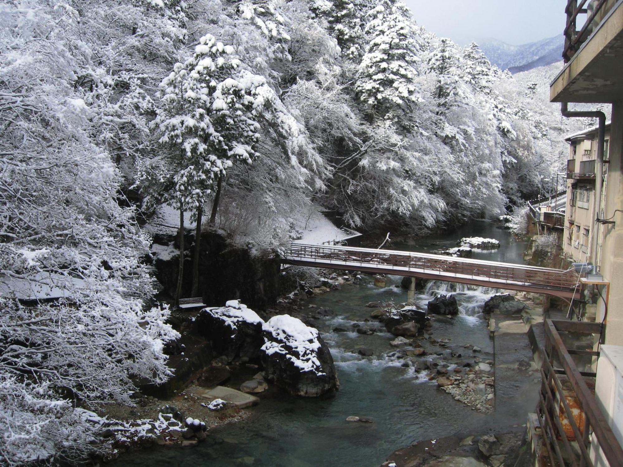 ชิมะ ออนเซ็น โทะชิมะยะ Hotel Nakanojo ภายนอก รูปภาพ
